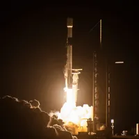 a-falcon-9-rocket-will-hit-the-moon-this-summer-at-seven-times-the-speed-of-soun-47992173
