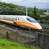 台湾の学生、鉄道通信を乗っ取り新幹線を停止