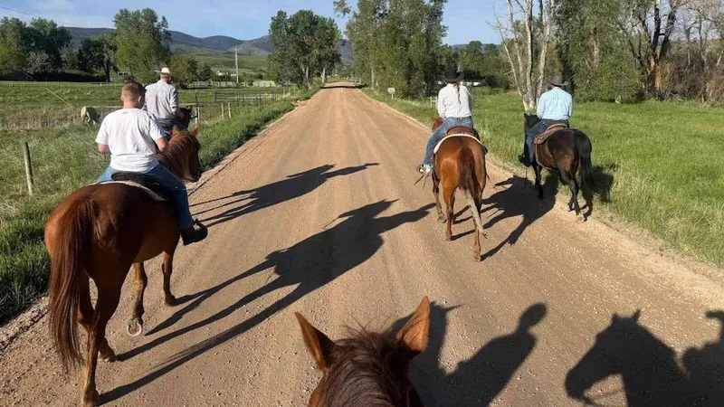 ワイオミング州の一室学校、生徒は未だに馬で登校